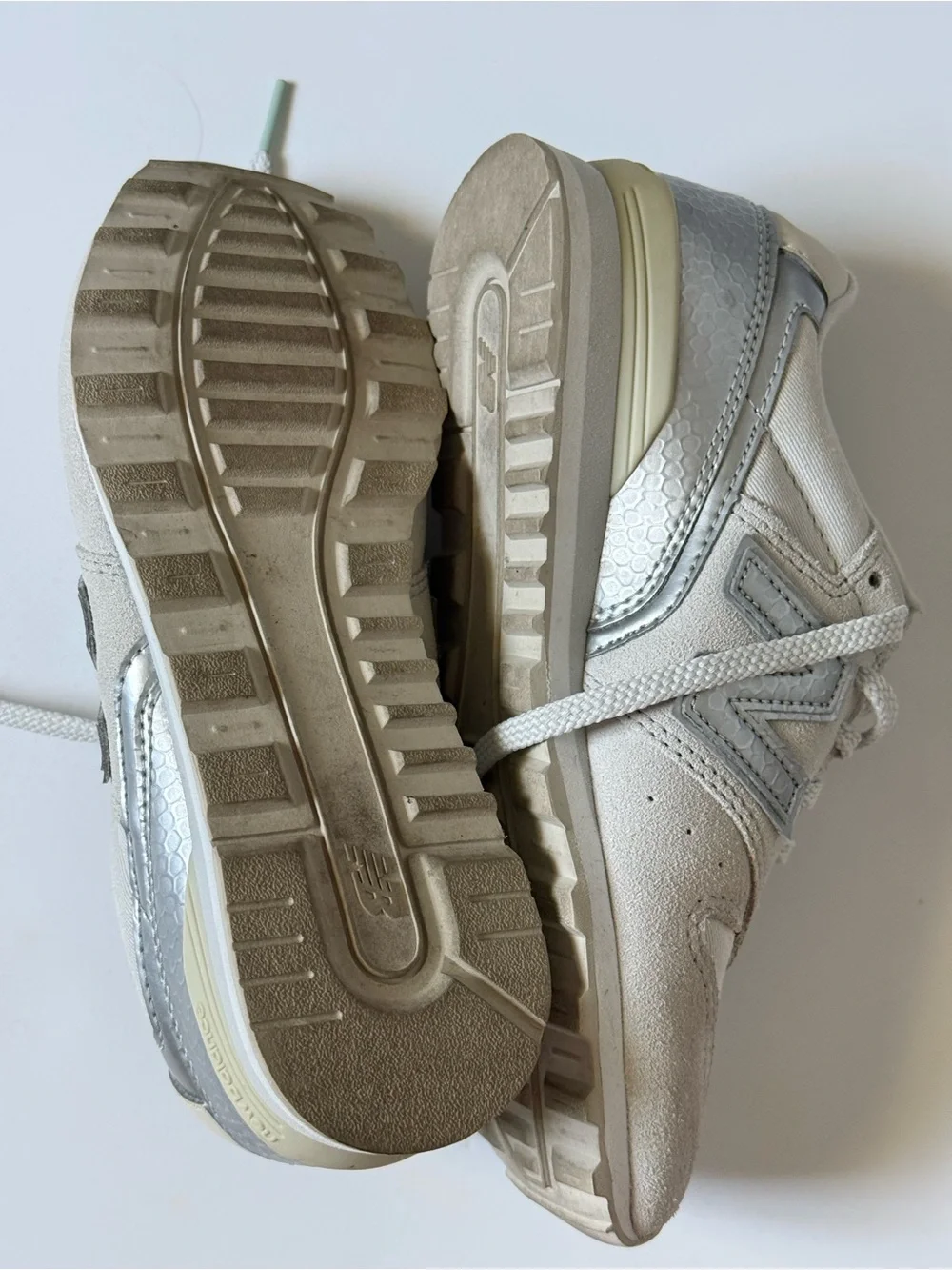 New Balance x J.Crew 996 Women’s Sneakers Gray
